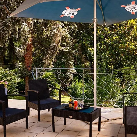 Bed and breakfast La Demeure Aux Pins