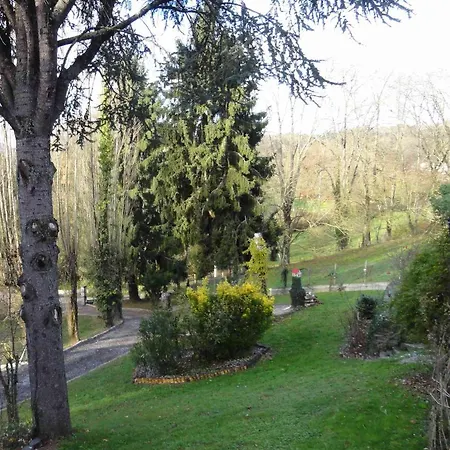 Bed and breakfast La Demeure Aux Pins