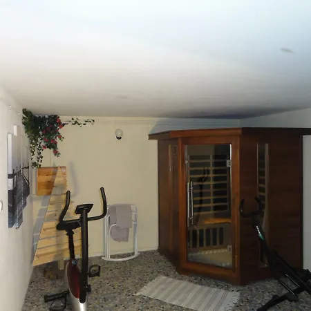 La Demeure Aux Pins Bed and breakfast 3*