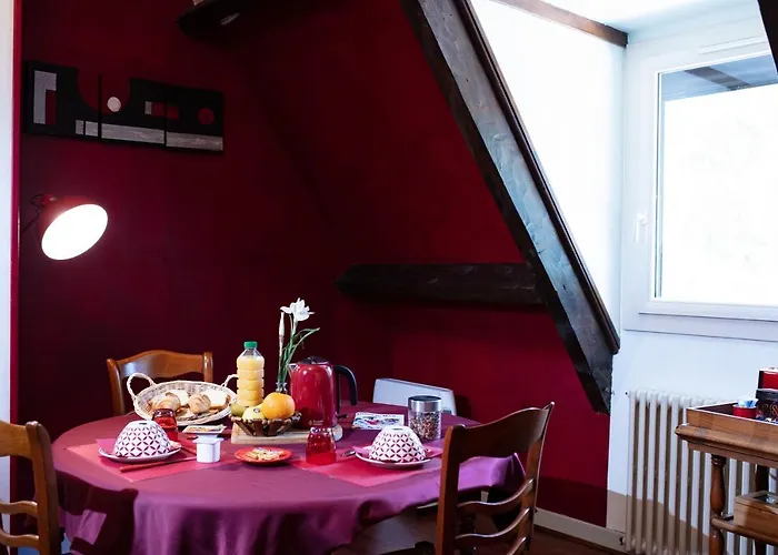 Oda ve Kahvaltı La Demeure Aux Pins 3*