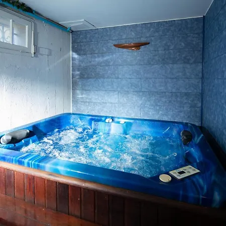 Bed & Breakfast La Demeure Aux Pins 3*