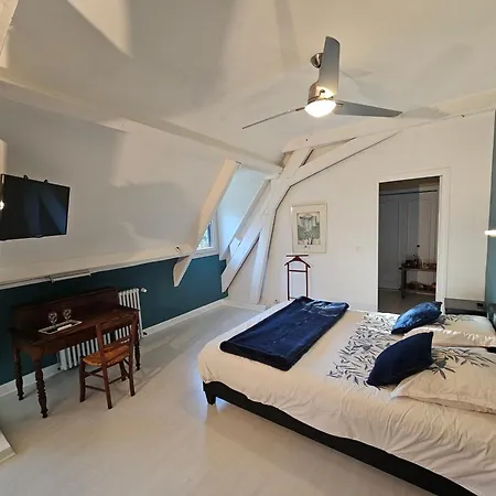 La Demeure Aux Pins Lurdy