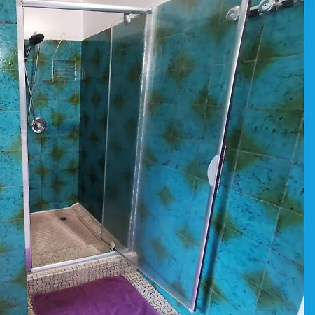 La Demeure Aux Pins Bed & Breakfast Lurdy