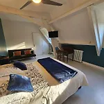La Demeure Aux Pins Lourdes
